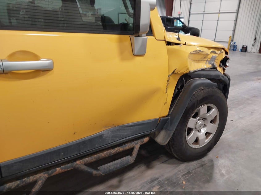 2007 Toyota Fj Cruiser VIN: JTEBU11F270022450 Lot: 43631673