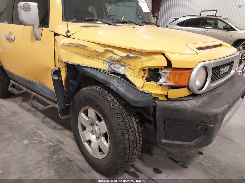 2007 Toyota Fj Cruiser VIN: JTEBU11F270022450 Lot: 43631673