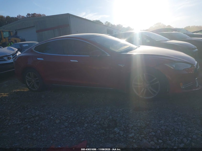 2014 TESLA MODEL S P85 5YJSA1H16EFP60189