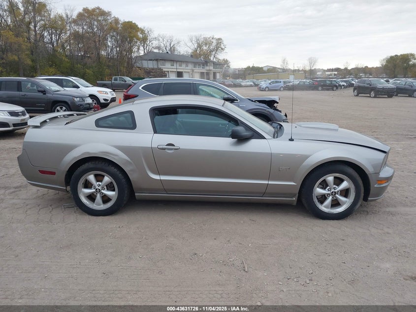 2008 Ford Mustang Gt Deluxe/Gt Premium VIN: 1ZVHT82H185153025 Lot: 43631726