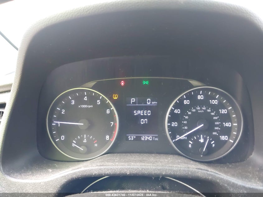 2017 HYUNDAI ELANTRA SE - 5NPD84LF7HH001033