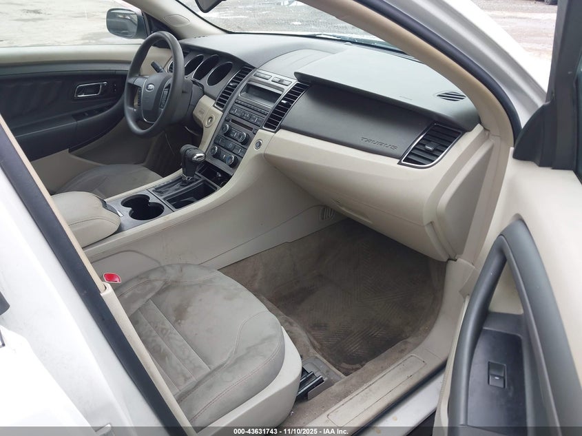 1FAHP2DW4BG159905 2011 FORD TAURUS photo no. 5