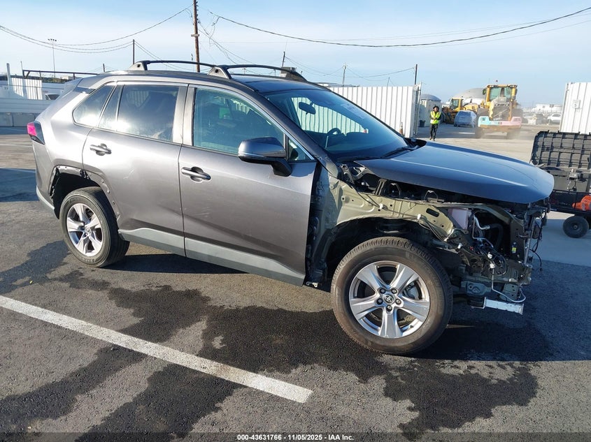2023 TOYOTA RAV4 XLE - 2T3W1RFV3PW247789