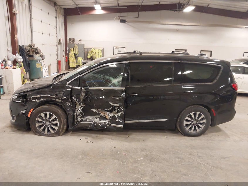 2020 Chrysler Pacifica Hybrid Limited VIN: 2C4RC1N71LR277857 Lot: 43631784