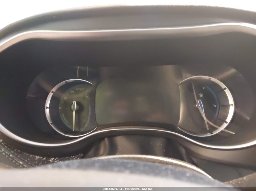 2020 Chrysler Pacifica Hybrid Limited VIN: 2C4RC1N71LR277857 Lot: 43631784