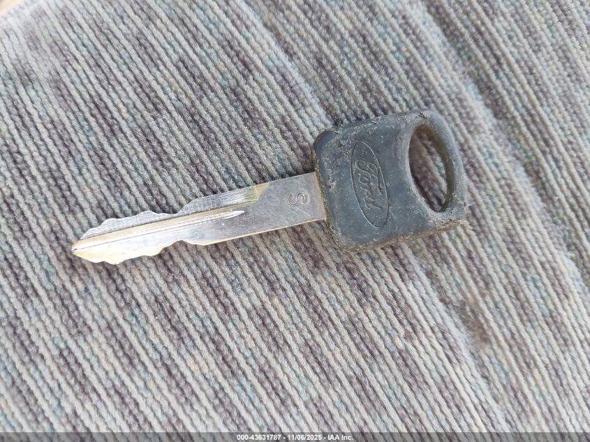 1997 Ford F-150 Lariat/Xl/Xlt VIN: 1FTDX1862VKA53001 Lot: 43631787