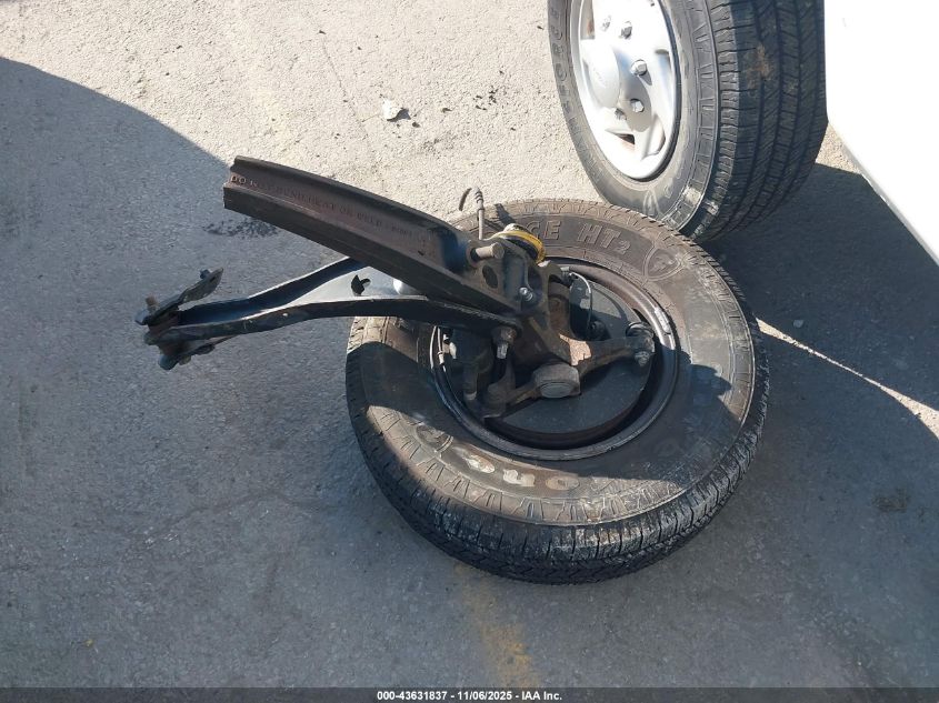 2011 Ford E-350 Super Duty Xlt VIN: 1FBSS3BL5BDB20517 Lot: 43631837