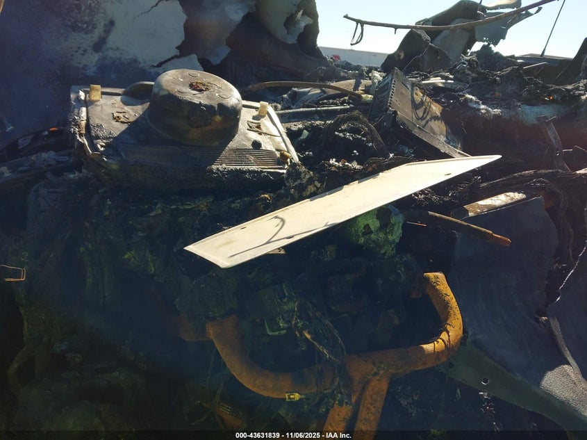 1997 Ford F-150 Lariat/Standard/Xl/Xlt VIN: 1FTDF1767VNB74450 Lot: 43631839