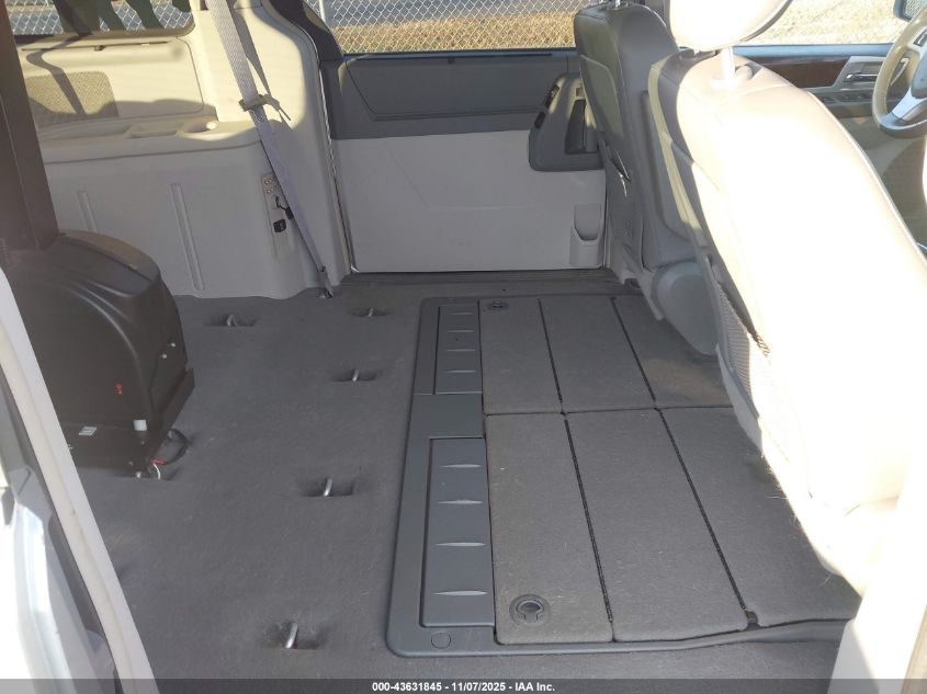 2009 Chrysler Town & Country Touring VIN: 2A8HR54139R640515 Lot: 43631845