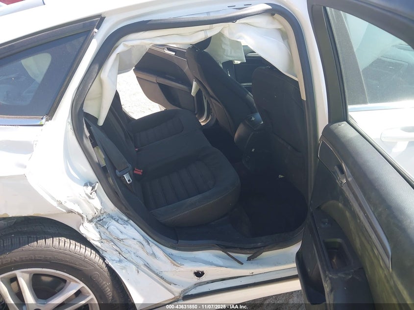 2018 Ford Fusion Se VIN: 3FA6P0H7XJR103649 Lot: 43631850