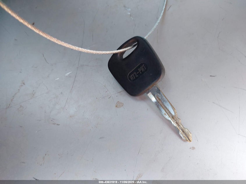 2001 Ford Mustang VIN: 1FAFP40461F218075 Lot: 43631919