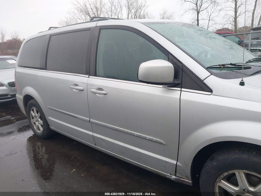 2011 Chrysler Town & Country Touring VIN: 2A4RR5DG8BR631194 Lot: 43631929