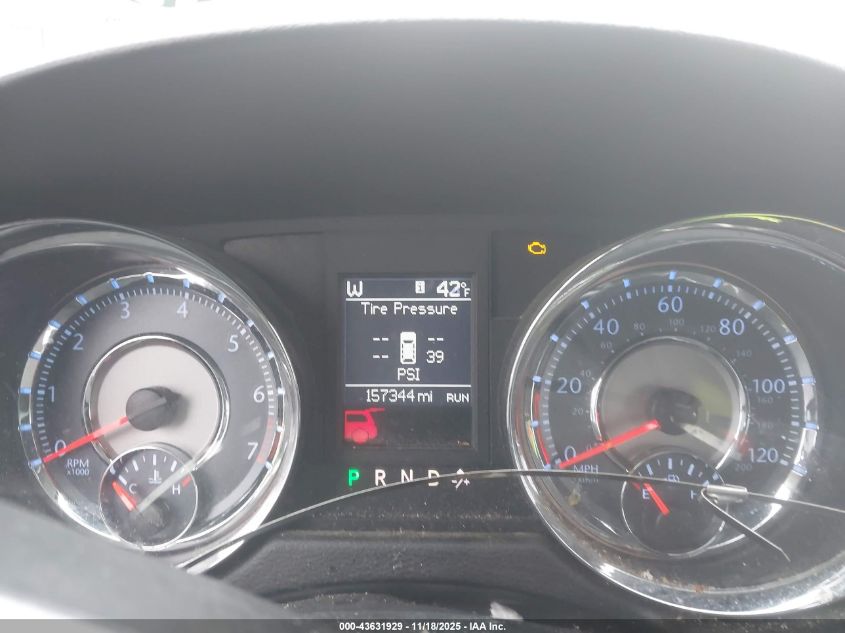 2011 Chrysler Town & Country Touring VIN: 2A4RR5DG8BR631194 Lot: 43631929