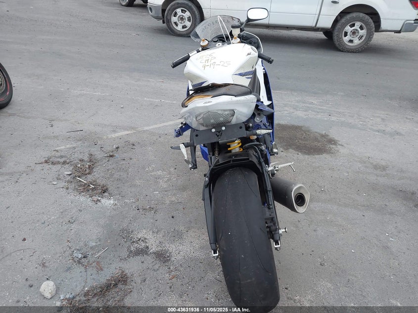 2014 YAMAHA YZFR6 C JYARJ16Y9EA007713