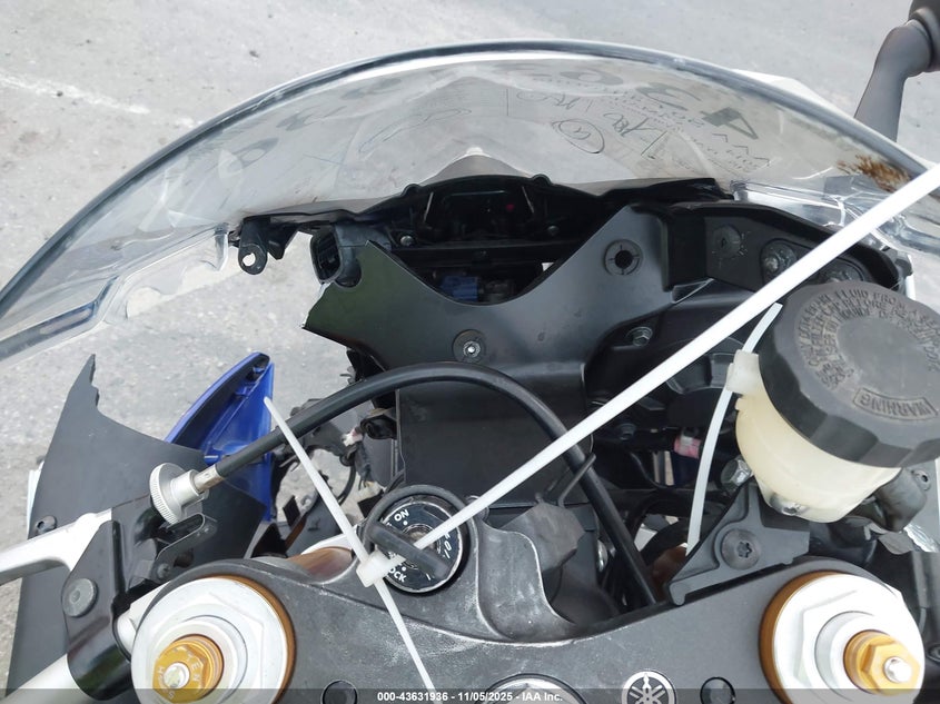 2014 YAMAHA YZFR6 C JYARJ16Y9EA007713