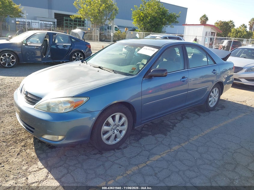 4T1BF30K53U542598 2003 TOYOTA CAMRY photo no. 2