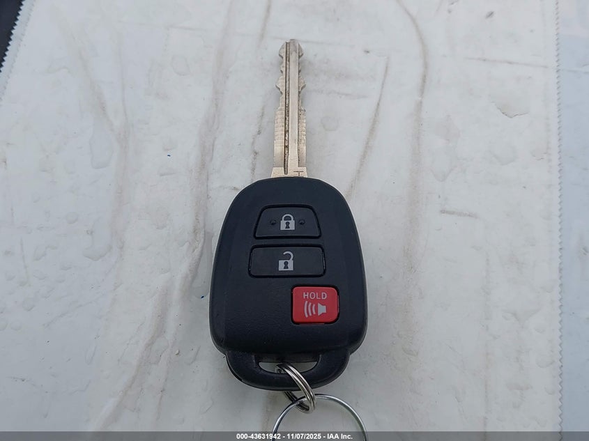 2019 TOYOTA TUNDRA SR5 5.7L V8 - 5TFDY5F1XKX824735