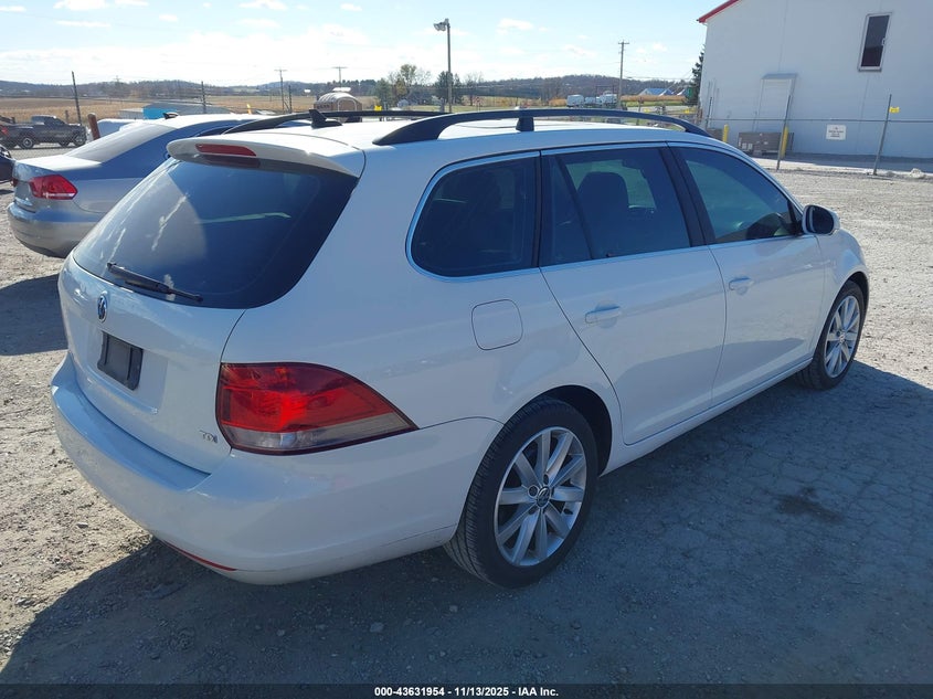3VWPL7AJ0DM628288 2013 VOLKSWAGEN JETTA photo no. 4