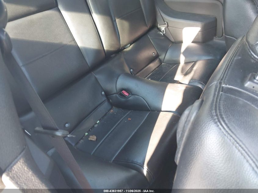 2005 Ford Mustang V6 Deluxe/V6 Premium VIN: 1ZVFT80N455254538 Lot: 43631957