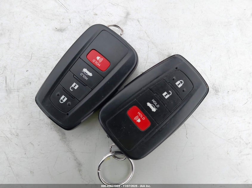 2021 TOYOTA COROLLA HYBRID LE - JTDEAMDE9MJ032882