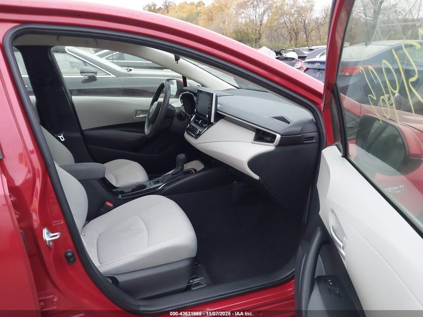 2021 TOYOTA COROLLA HYBRID LE - JTDEAMDE9MJ032882