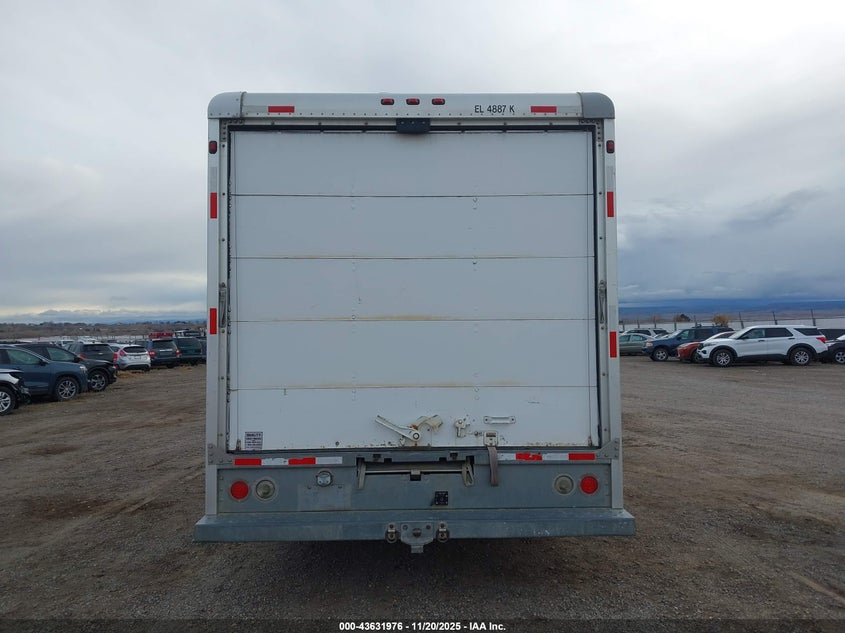 2006 Ford E-450 Cutaway VIN: 1FDXE45S56HA83884 Lot: 43631976
