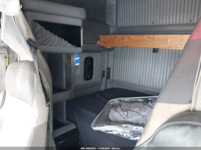 1XKDD49X6FJ460476 2015   photo no. 6