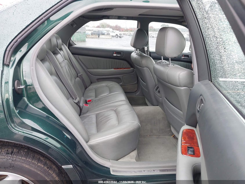 1998 Lexus Ls 400 VIN: JT8BH28F9W0125916 Lot: 43632044