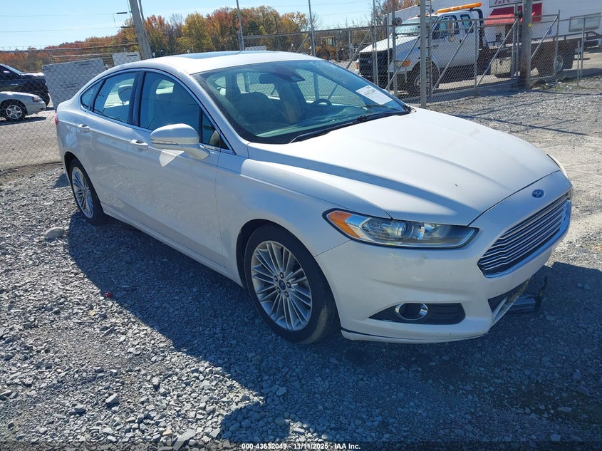 FORD FUSION SE