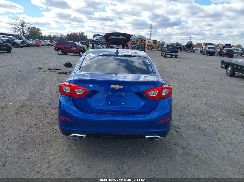 2017 CHEVROLET CRUZE LT AUTO 1G1BE5SM7H7158824