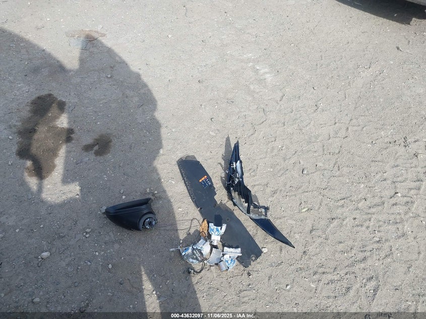 2017 CHEVROLET CRUZE LT AUTO 1G1BE5SM7H7158824