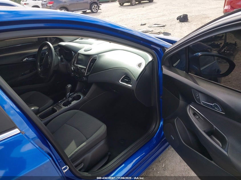 2017 CHEVROLET CRUZE LT AUTO 1G1BE5SM7H7158824