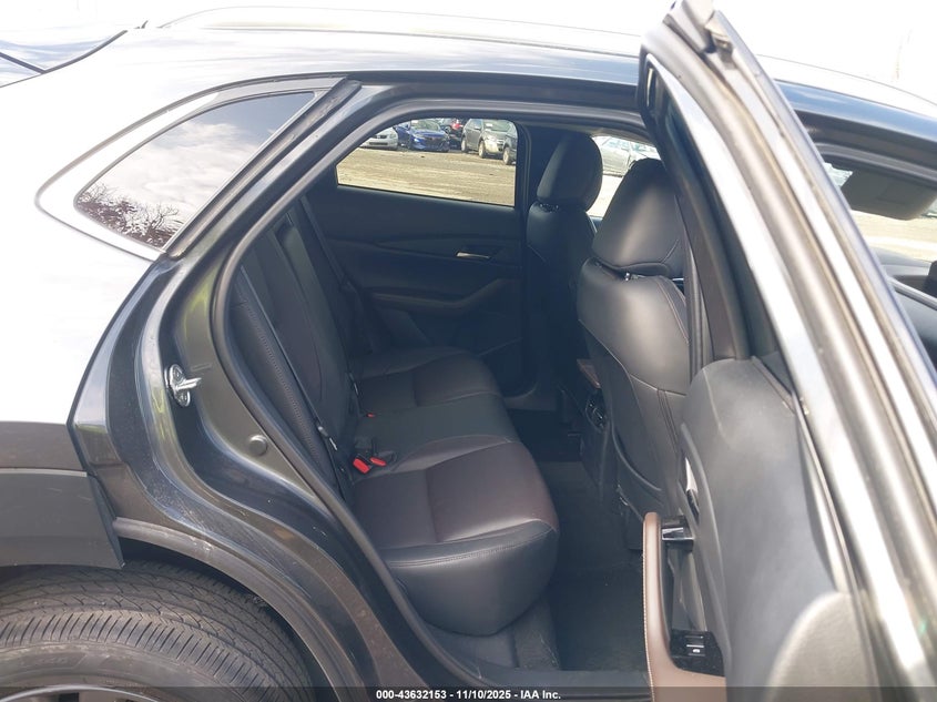 2022 Mazda Cx-30 Premium VIN: 3MVDMBDL3NM403656 Lot: 43632153
