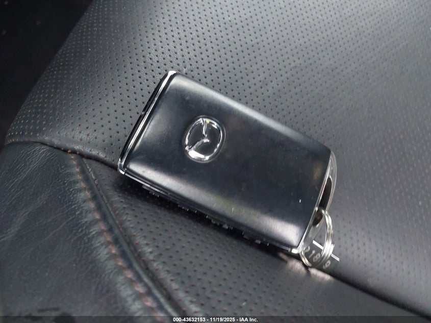 2022 Mazda Cx-30 Premium VIN: 3MVDMBDL3NM403656 Lot: 43632153