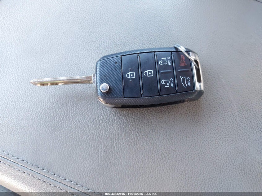 2018 KIA SEDONA LX KNDMB5C1XJ6373073