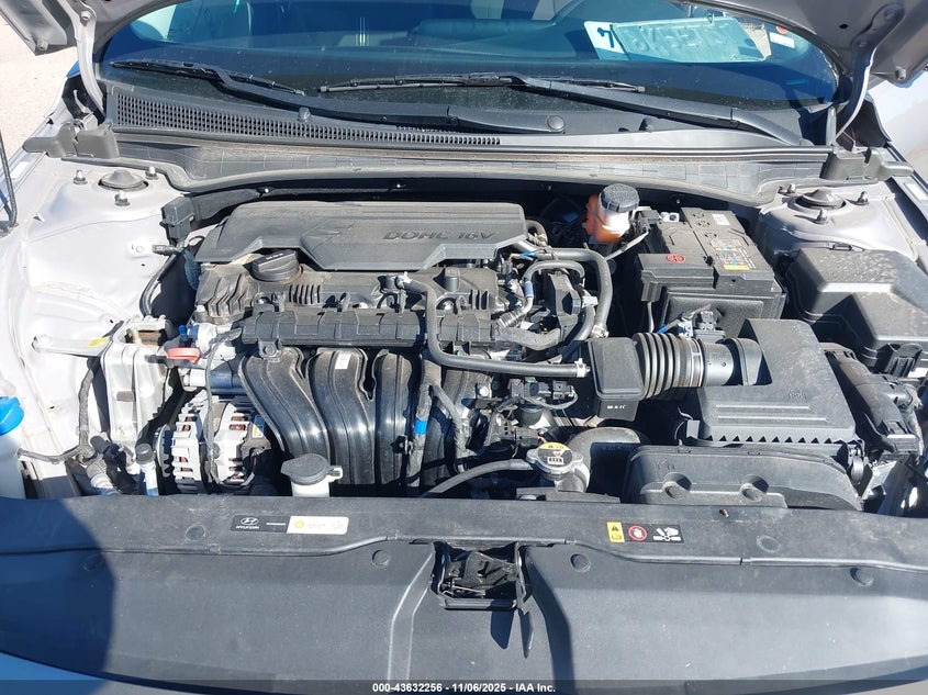 2024 HYUNDAI ELANTRA SEL KMHLM4DG0RU696277