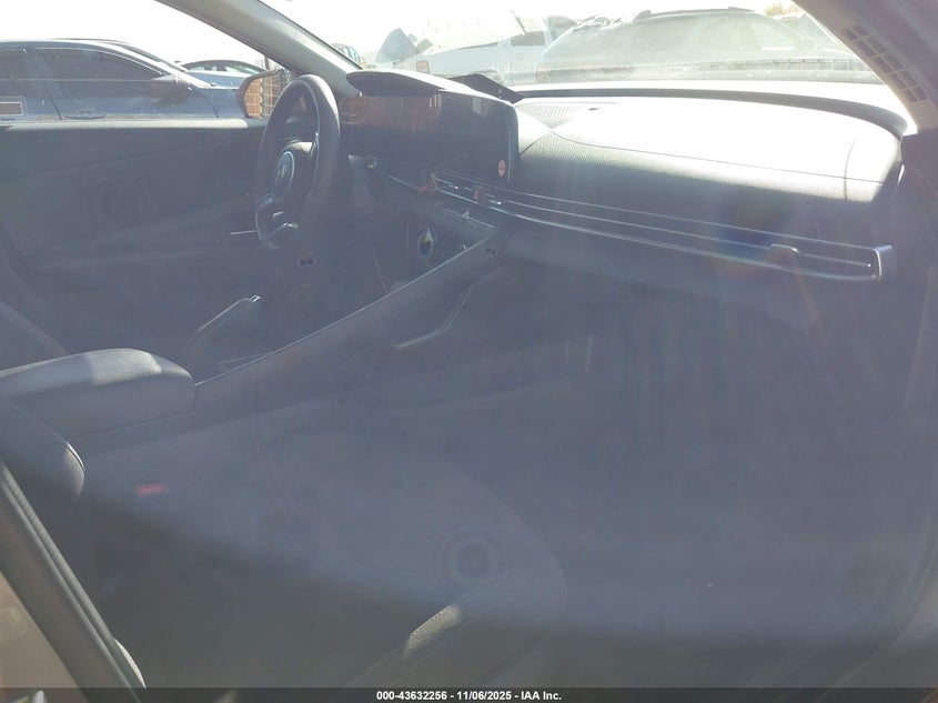 2024 HYUNDAI ELANTRA SEL KMHLM4DG0RU696277