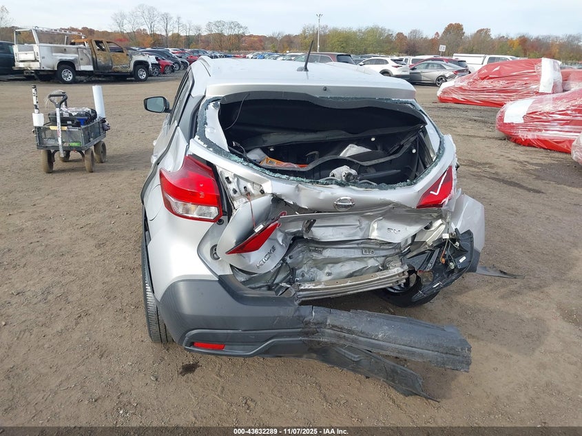 2019 NISSAN KICKS SV 3N1CP5CU5KL553661