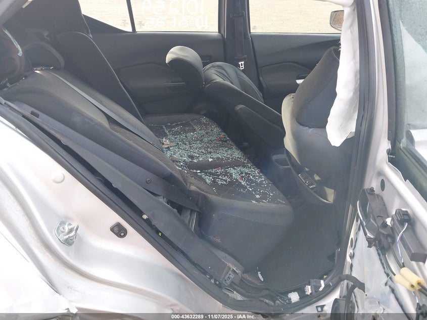 2019 NISSAN KICKS SV 3N1CP5CU5KL553661