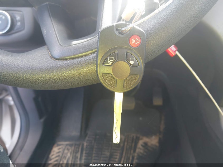 2017 Ford Escape Se VIN: 1FMCU0G9XHUE63642 Lot: 43632298