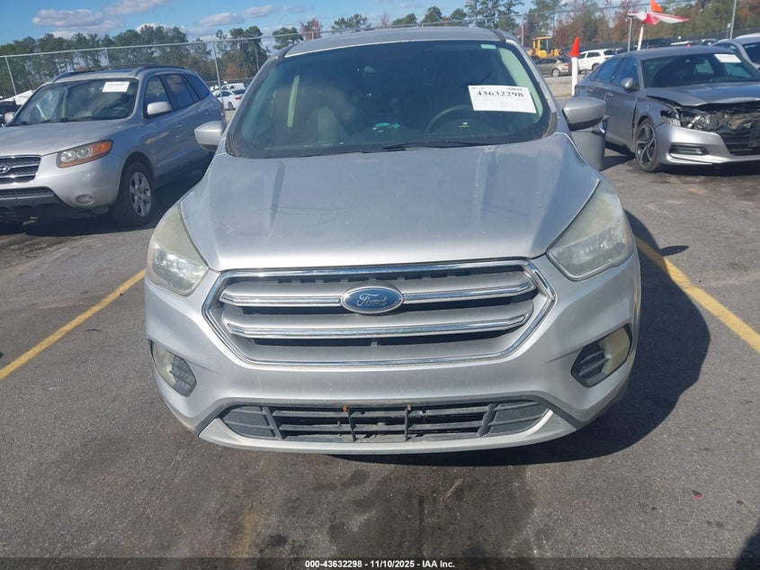 2017 Ford Escape Se VIN: 1FMCU0G9XHUE63642 Lot: 43632298