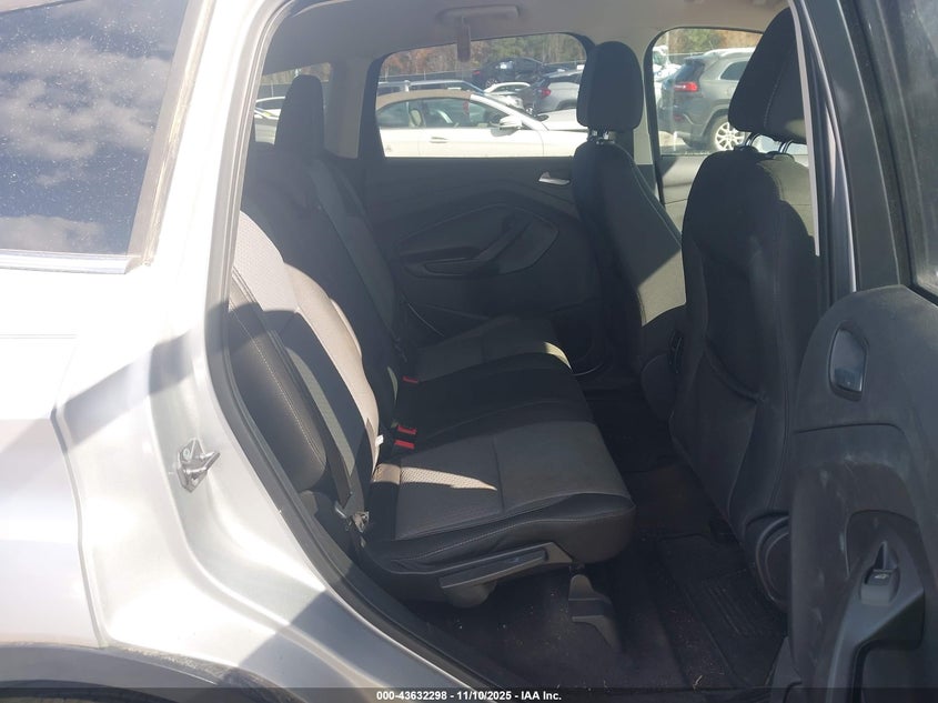 2017 Ford Escape Se VIN: 1FMCU0G9XHUE63642 Lot: 43632298