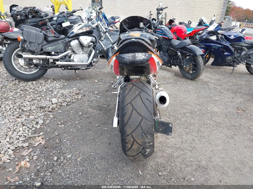 1999 Honda Cbr900 Rr VIN: JH2SC3300XM301763 Lot: 43632299