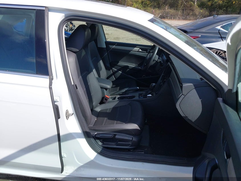 2021 VOLKSWAGEN PASSAT 2.0T SE 1VWSA7A35MC009639