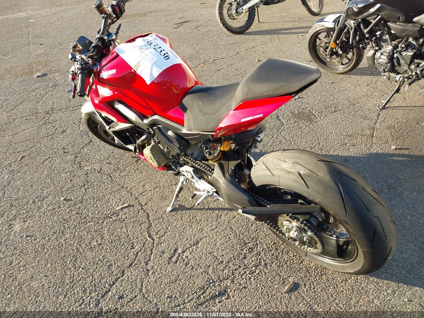 ZDMFAKNW7MB002701 2021 DUCATI STREETFIGHTER photo no. 3