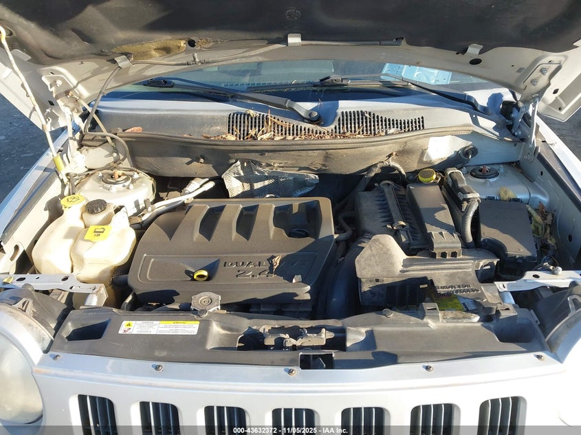 2007 Jeep Compass Sport VIN: 1J8FF47W27D141125 Lot: 43632372