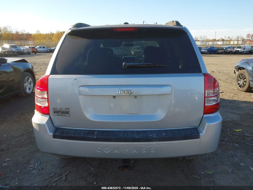 2007 Jeep Compass Sport VIN: 1J8FF47W27D141125 Lot: 43632372