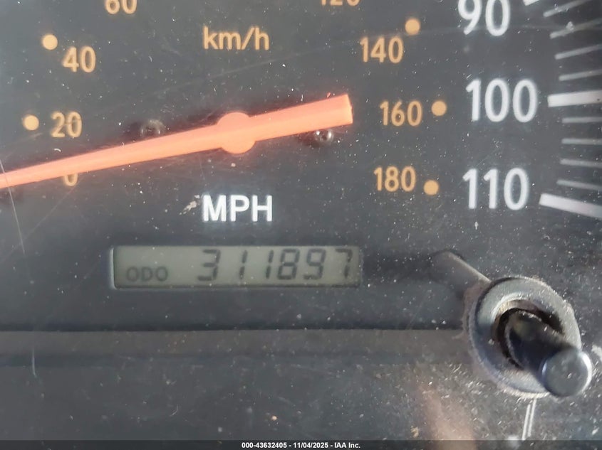 5TBJN32141S206412 2001 TOYOTA TUNDRA photo no. 7