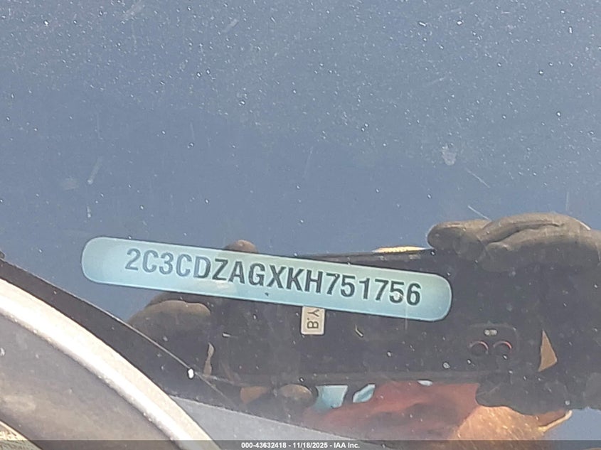 2C3CDZAGXKH751756 2019 DODGE CHALLENGER photo no. 17