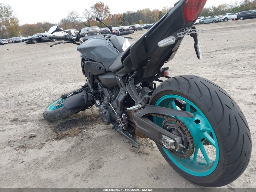 2022 Yamaha Mt07 VIN: JYARM32E5NA004077 Lot: 43632427